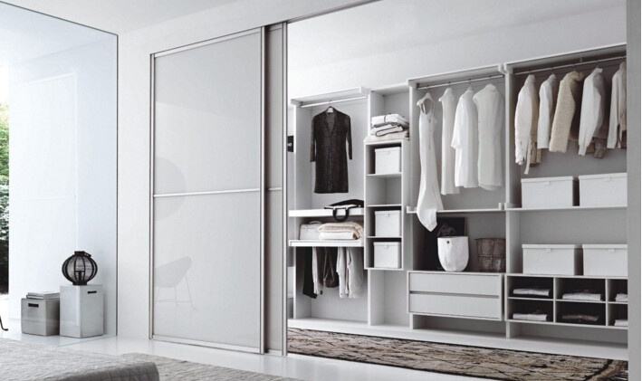 十大板材品牌富士龙板材教您卧室衣柜如何设计